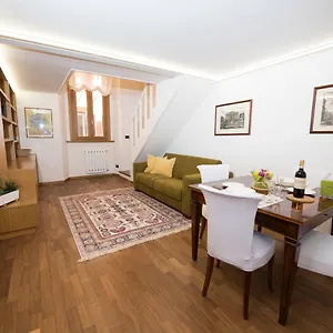 Amoroma Al Pantheon Apartamento Roma
